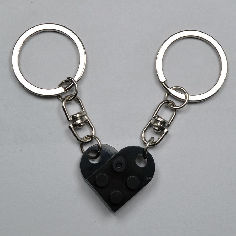 🔥LAST DAY 50% OFF - 💖Brick Heart Keychain Set