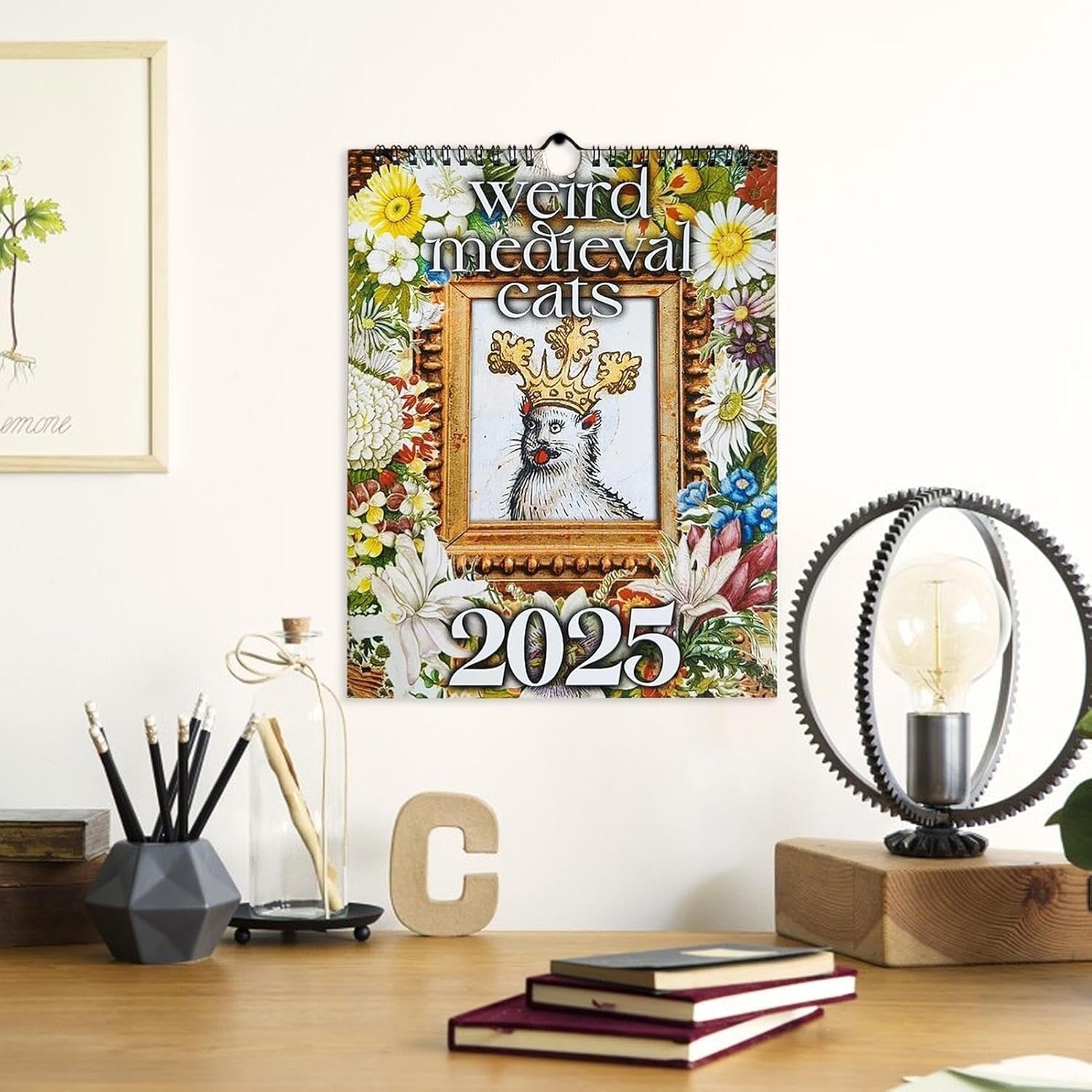 🐈 2025-CALENDAR🗓Weird Medieval Cats & Dogs
